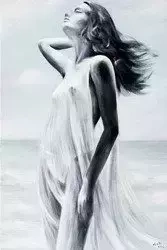 Akty - Córka wiatru - 60x90 cm - G03015