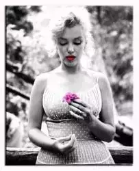 Marilyn Monroe - Z kwiatem - 40x50 cm - G17638
